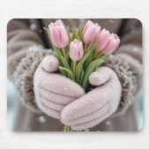 Rosa Tulips und Schneeflocken Mousepad (Vorne)