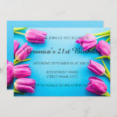 Rosa Tulpen auf blauem Hintergrund Einladung (Vorne/Hinten)