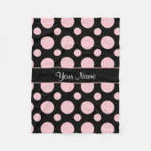 Rosa Tupfen auf schwarzem Hintergrund Fleecedecke (Vorderseite)