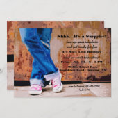 Rosa Turnschuh-Einladung Einladung (Vorne/Hinten)