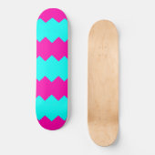 Rosa-u. Skateboard (Vorderseite)