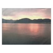 Rosa und blau Ombre Sunset Reflections Landschaft Tischdecke (Vorderseite (Horizontal))