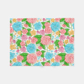 Rosa und blaue Blumen im blauen Hintergrund Fleecedecke (Vorderseite (Horizontal))