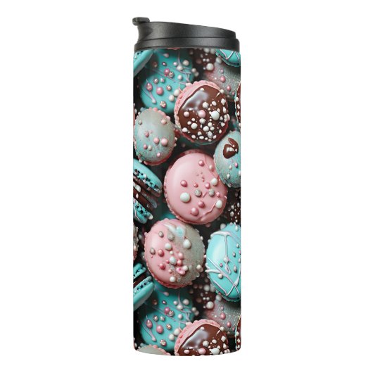 Rosa und blaue Macaron mit Sprinklen Thermosbecher (Nach rechts gedreht)