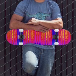 Rosa und blaue Neon Strip Skateboard