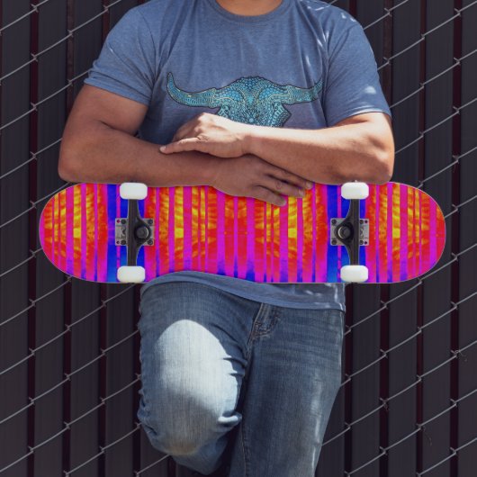 Rosa und blaue Neon Strip Skateboard (Außenbereich 3)