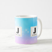 Rosa und blaue Pastellfarben Gradient Sky Monogram Kaffeetasse (VorderseiteRechts)