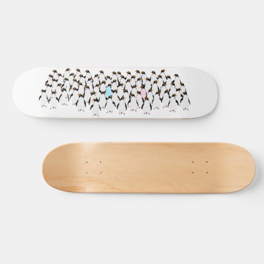 Rosa und blaue Pinguine mit Händen Skateboard (Horizontal)