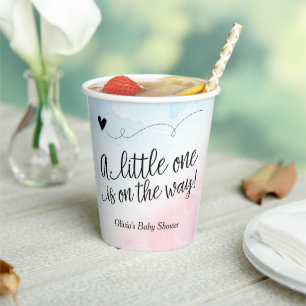 Rosa und blaue Wasserfarbe Geschlecht zeigen Baby- Pappbecher