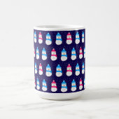 Rosa und blaue Winter-Schneemänner Kaffeetasse (Mittel)