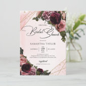 Rosa und bordeauxfarbene, blumengeschmückte Ecken  Einladung (Stehend Vorderseite)