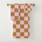 Rosa und braune Schachbretter Badhandtuch Set (Insitu)