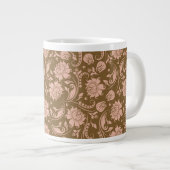 rosa und braunes Blumenmuster Jumbo-Tasse (Vorderseite Rechts)