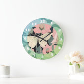 Rosa und Creme - Luna Moth und Mondblumen Große Wanduhr (Zuhause)