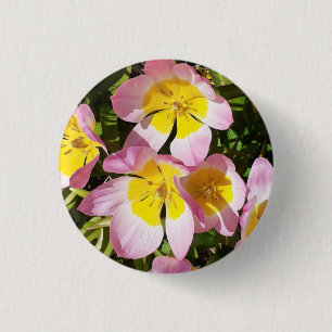 Rosa und gelbe Blumen Button