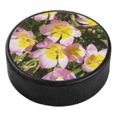 Rosa und gelbe Blumen Eishockey Puck (3/4)