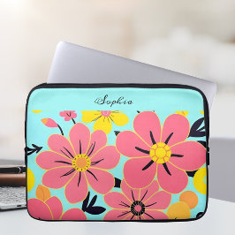 Rosa und gelbe Blüten auf Sky Blue Dopamin Style Laptopschutzhülle