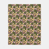 Rosa und gelbe Blüten Fleece Blankon (Vorderseite)