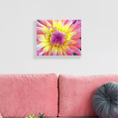 Rosa und gelbe Dahlia Leinwanddruck (Insitu (Wohnzimmer))