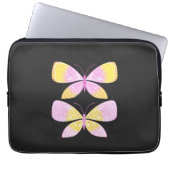 Rosa und gelbe Schmetterlinge Laptopschutzhülle (Vorderseite)