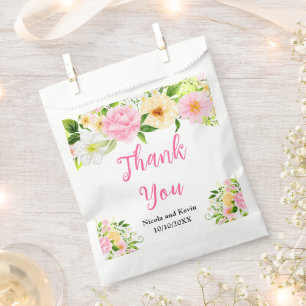Rosa und gelbe Sommerblumen und Laub Geschenktütchen