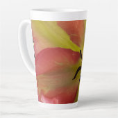 Rosa und gelbe Tulip Latte Tasse (Linke Ecke)