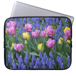 Rosa und gelbe Tulpen Laptopschutzhülle