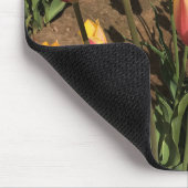Rosa und gelbe Tulpen Mousepad (Ecke)