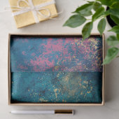 Rosa und gelber Spritzer im Grünen Seidenpapier (Geschenk)