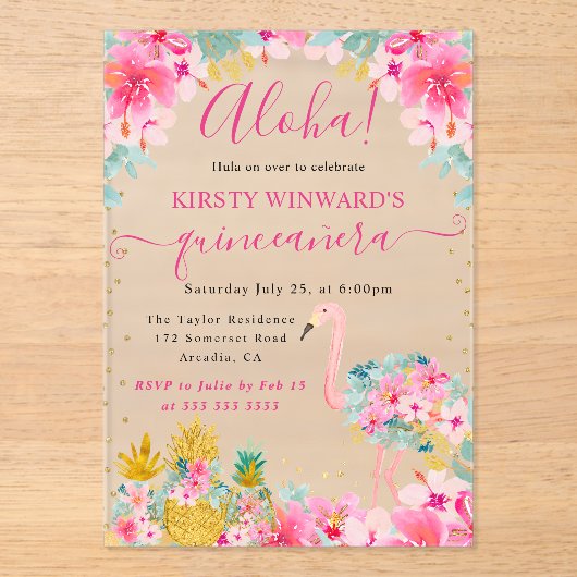 Rosa und goldene Ananas & Flamingo Quinceanera Acryleinladungen (Vorderseite)