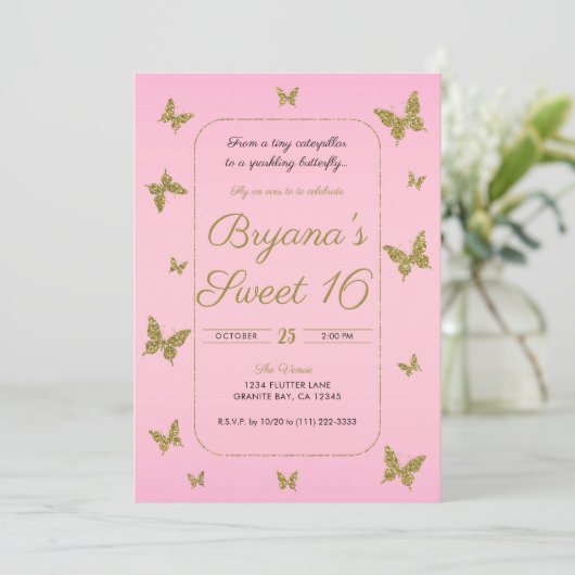 Rosa und goldener Glitzer Schmetterling Sweet 16 P Einladung (Stehend Vorderseite)