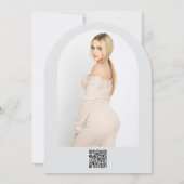 Rosa und goldfarbenes Schmetterlingsdress-Brautpar Einladung (Rückseite)