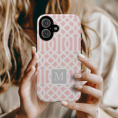 Rosa und graue Trellis Monogramm | Editierbare Far Case-Mate iPhone Hülle