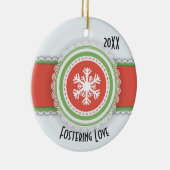 Rosa und grün Frohe Weihnachten Datiertes Foto Keramik Ornament (Rechts)