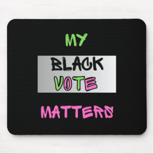 Rosa und grün meine schwarze Stimme Mousepad