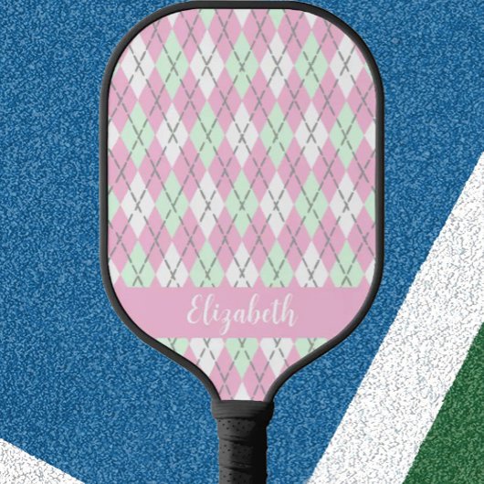 Rosa und grüne Argyle-Vorbereitung mit modernem Na Pickleball Schläger