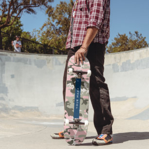 Rosa und grüne Tarnung Personalisieren Sie Ihren N Skateboard