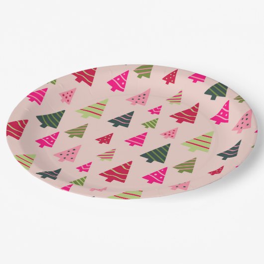 Rosa und grüne Weihnachtsbäume Pappteller (Schrägansicht)