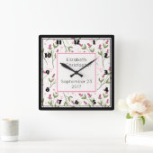 Rosa und grüne Wildblumen Muster Hochzeit Quadratische Wanduhr (Zuhause)