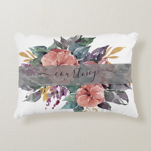 Rosa und lila Aquarellblumen personalisiert Dekokissen (Vorderseite)