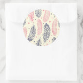 rosa und Lila Ethnic Fether-Muster Runder Aufkleber (Tasche)