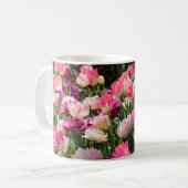 Rosa und Lila Freude Kaffeetasse (Vorderseite Links)