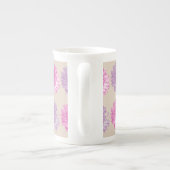 Rosa und lila gerberne Blumenmuster Porzellantasse (Rückseite)