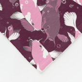 Rosa und Lila Muster - Koi Fish Fleecedecke (Ecke)