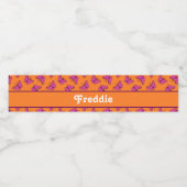 Rosa und lila Schmetterlinge auf Orange Wasserflaschenetikett (Einzelnes Label)