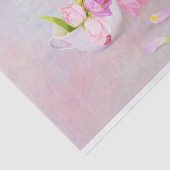 Rosa und Lila Tulpen mit Vintagem Teebecher Seidenpapier (Ausschnitt)