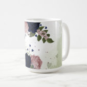 Rosa und marineblaue Blumen Kaffeetasse (VorderseiteRechts)
