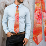 Rosa und orange Hibiskus Blume Krawatte<br><div class="desc">Die Krawatte von Groom für eine tropische Hochzeit. Überall in großen Hibiskus-Blume in Orange-,  Rosa- und Gelbtönen. Ideal für eine Hochzeit am Meer oder einen tropischen Arbeitsplatz.</div>