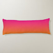 "Rosa und orange Ombre" Seitenschläferkissen (Rückseite)