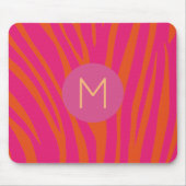 Rosa und orange Zebra Streifen Moderne Monogramme Mousepad (Vorne)